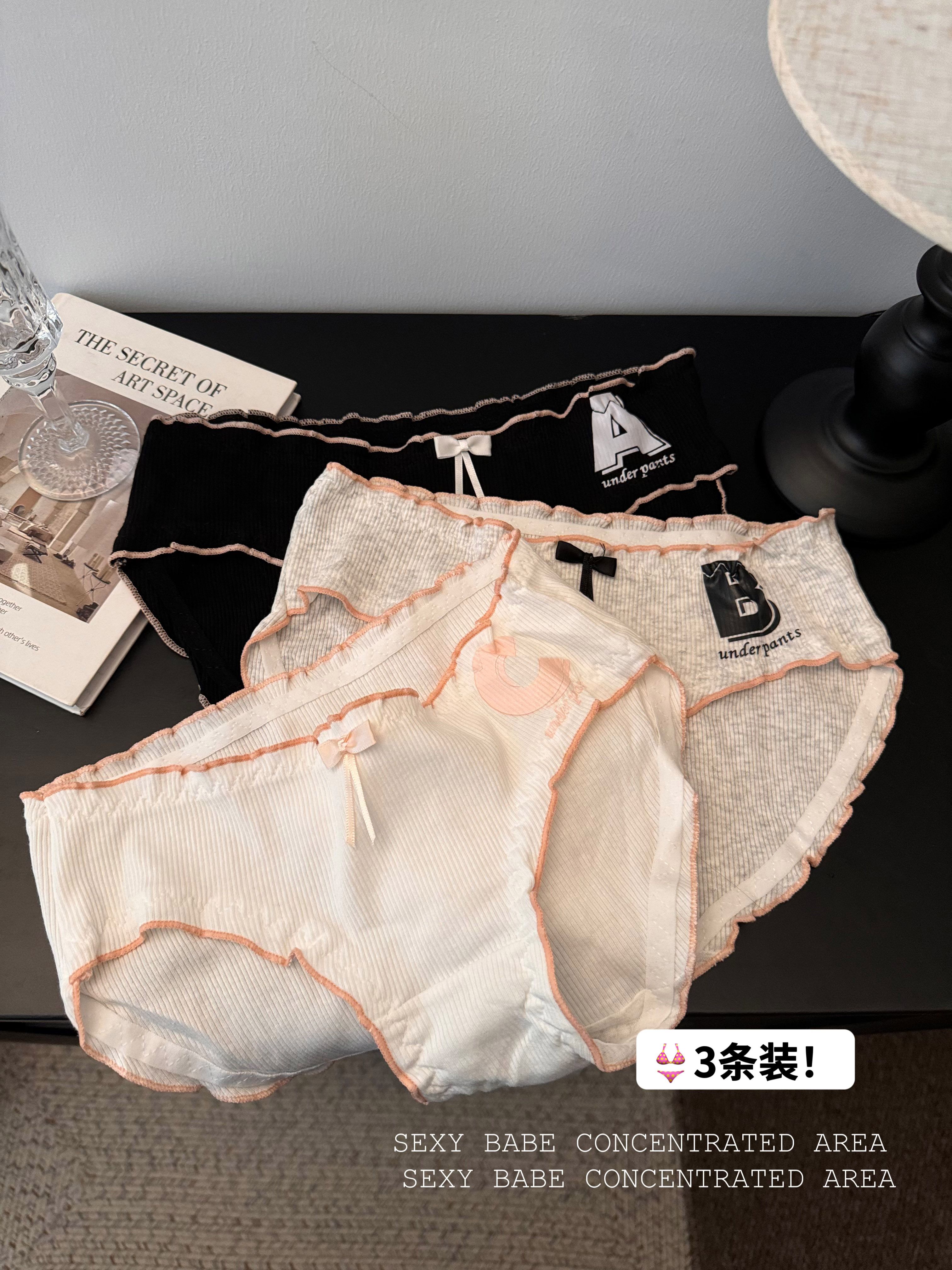 Real shot of sexy girl printed cotton antibacterial crotch briefs student versatile underwear for women 3 pack