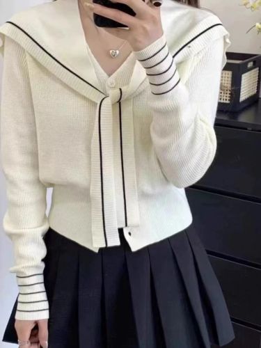 2024 new autumn and winter versatile short Korean style niche knitted cardigan women's navy collar sweater jacket