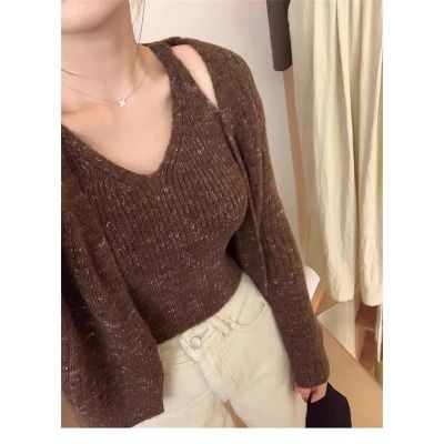 Korean version of retro colorful dotted floral yarn miscellaneous thread autumn short slim fit knitted cardigan camisole women's two-piece set