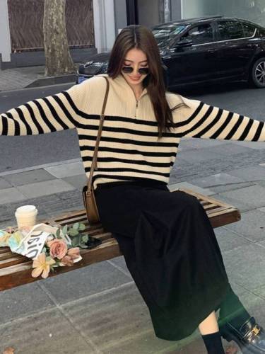 Striped polo lapel half-zip sweater for women 2024 new autumn and winter loose Korean style lazy style knitted top for women