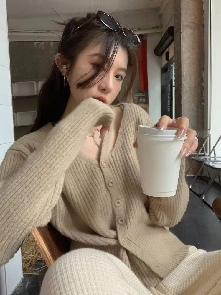 Lazy style soft waxy knitted cardigan for women 2024 early spring Korean style lapel loose casual Japanese sweater jacket