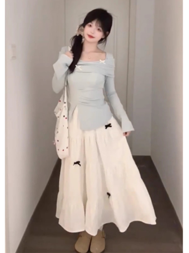 Early autumn outfit with a complete set of dresses for women, 2024 new Korean style for small people, elegant long skirt suit