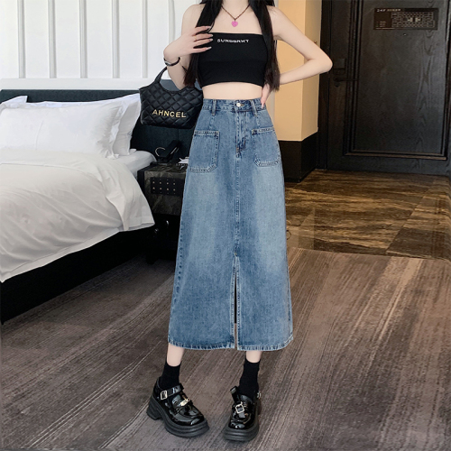 Slit retro denim skirt women's mid-length summer 2024 new high-waist slim A-line large size fat MM skirt