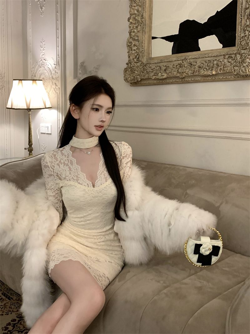Real shot sexy lace v-neck hollow-out slimming dress unique hanging neck high collar buttocks inner lining skirt 