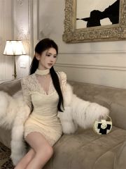 Real shot sexy lace v-neck hollow-out slimming dress unique hanging neck high collar buttocks inner lining skirt 