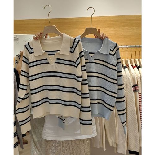 Real shot of British style striped V-neck long-sleeved sweater for women 2024 autumn and winter new casual versatile top with atmosphere