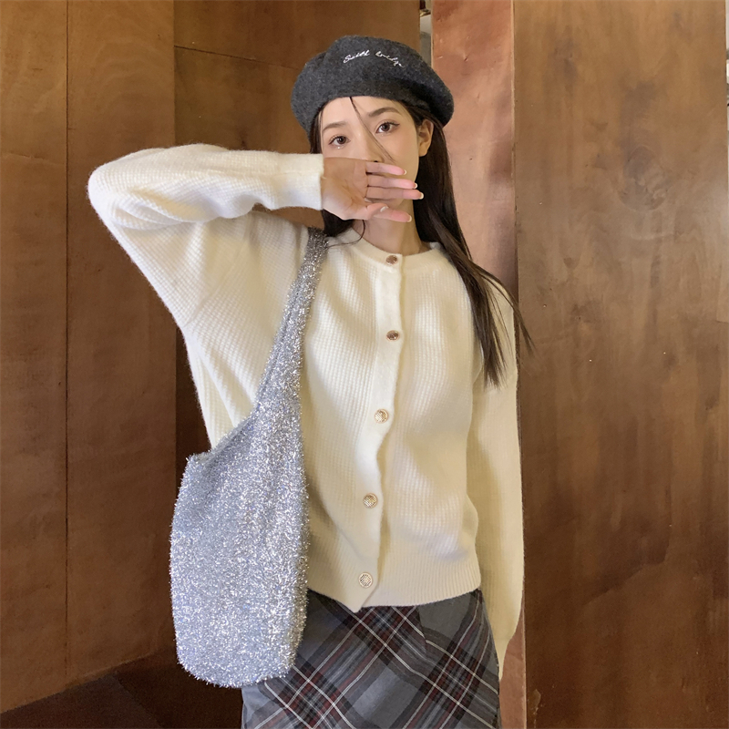 Real shot of new autumn Korean style retro soft and waxy round neck knitted cardigan with long sleeves and versatile sweater for women