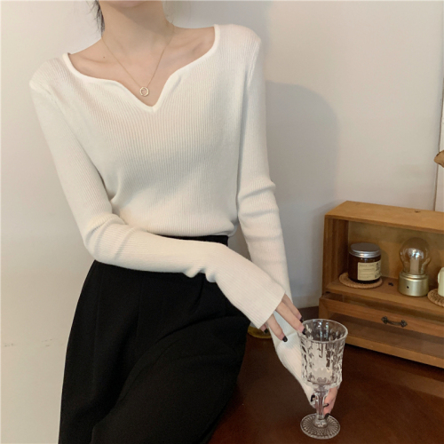 Real shot, real autumn and winter new long-sleeved tops, women's knitted sweaters, designed with v-neck bottoming shirts