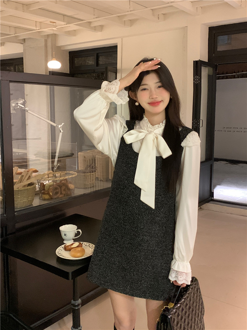 Photographed Korean-style petal collar sleeveless tie shirt + Chanel-style wool blend belt dress fashionable set