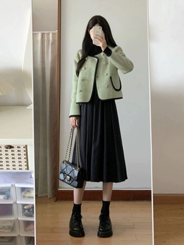 French style green small fragrant jacket for women in autumn and winter thickened woolen small high-end wool jacket