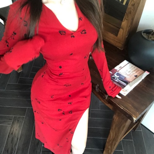 Real shot French red knitted sexy dress long-sleeved hot girl dress temperament slim royal sister skirt