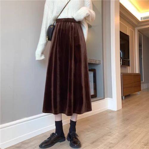 Gold velvet skirt for small women, umbrella skirt, autumn and winter 2024 new high-end mid-length skirt, high-waisted black a-line skirt