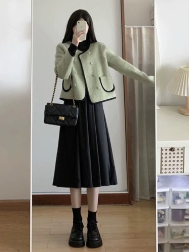 French style green small fragrant jacket for women in autumn and winter thickened woolen small high-end wool jacket