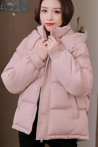 Actual shot of Korean version of small white down jacket for women, fashionable short new cotton-padded winter jacket