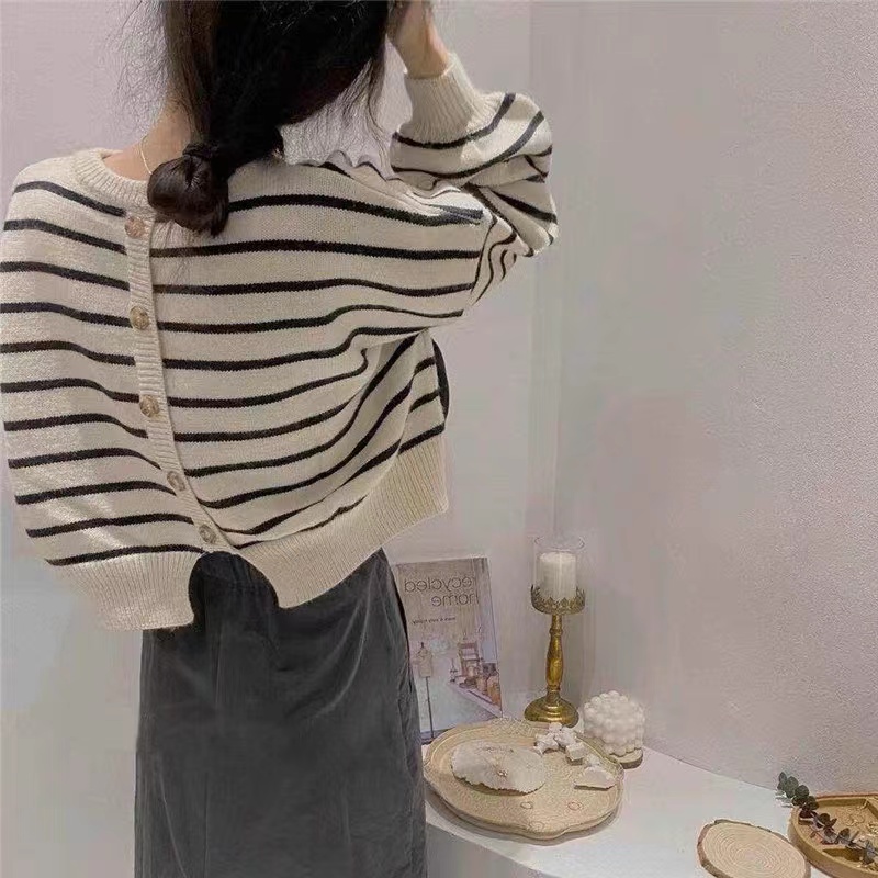 The 2024 New Trendy Early Autumn Chic Top for Women: Black and White Striped Forest System Knitted Sweater for Petite Figures