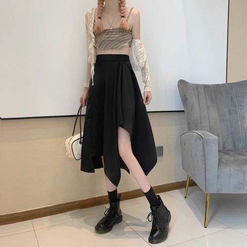 Irregular black slit skirt for women in autumn, mid-length, hip-covering, slimming umbrella skirt, high-waisted A-line skirt with large hem