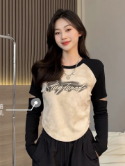 早秋新款美拉德風設計感顯瘦撞色長袖割破袖T恤女打底衫上衣