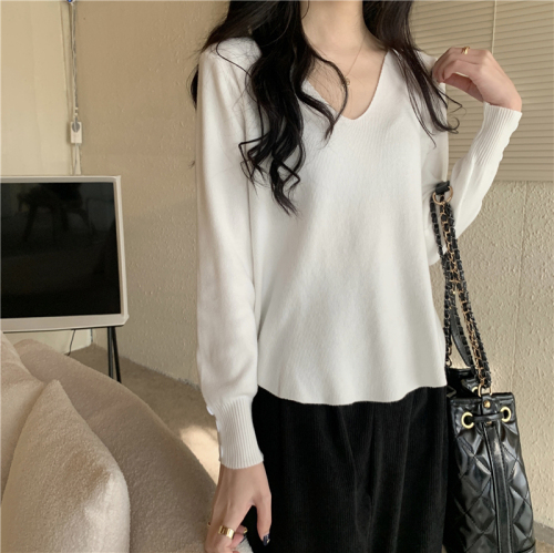 Real shot, real autumn and winter new pullover versatile V-neck long-sleeved bottoming sweater women's top