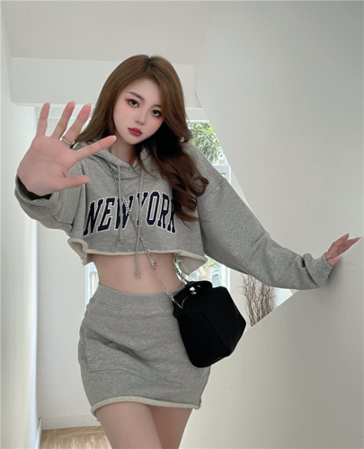 Actual shot ~ 2024 new autumn gray loose printed hooded lazy style slim sweatshirt for women