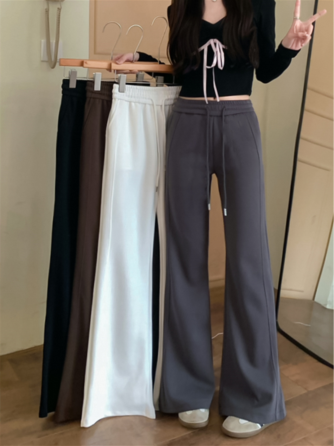 Photographed New American Slim-Fit Relaxed Trousers with Elastic Waist, Floor-Length Hoop Pants