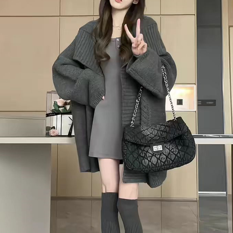 French style lazy style mid-length sweater jacket for women autumn and winter 2024 new loose outer knitted cardigan
