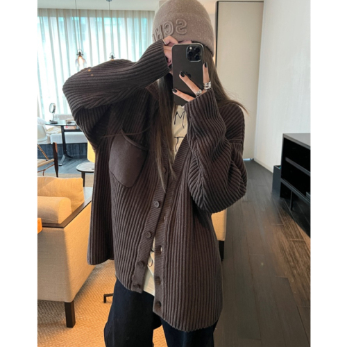 Lazy casual V-neck sweater jacket for women in autumn and winter new style loose and versatile knitted cardigan top