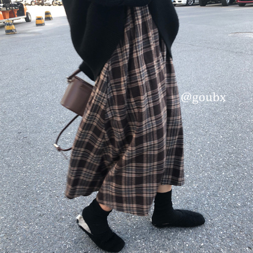 Plaid woolen skirt for women in spring and autumn, high waist, large size, covering belly, crotch, slimming, mid-length a-line umbrella skirt