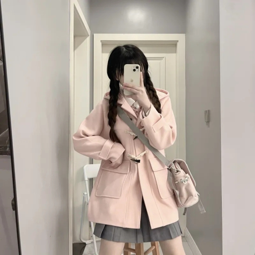 2024 Pink Hooded College Style Horn Button JK Coat for Women Autumn and Winter New Thick Woolen Coat for Small Women