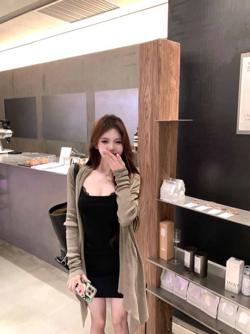 實拍 韓版修身顯辣妹吊帶收腰包臀連衣裙+長袖毛衣開衫外套
