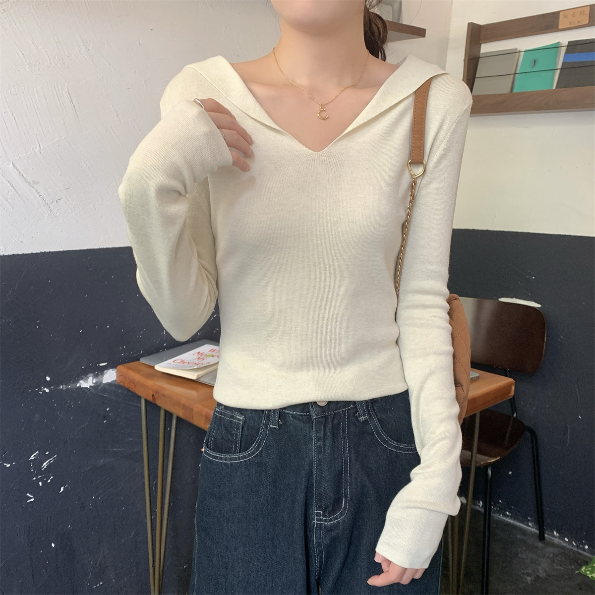 Real shot of autumn and winter Korean style slim lapel, age-reducing temperament, versatile 6 wool knitted long-sleeved bottoming shirt top