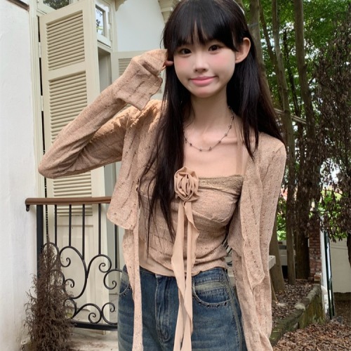 Real shot of ruffled long-sleeved tops for women in autumn halter-neck rose camisole cardigan two-piece set