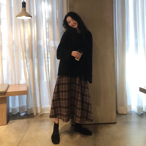 Plaid woolen skirt for women in spring and autumn, high waist, large size, covering belly, crotch, slimming, mid-length a-line umbrella skirt