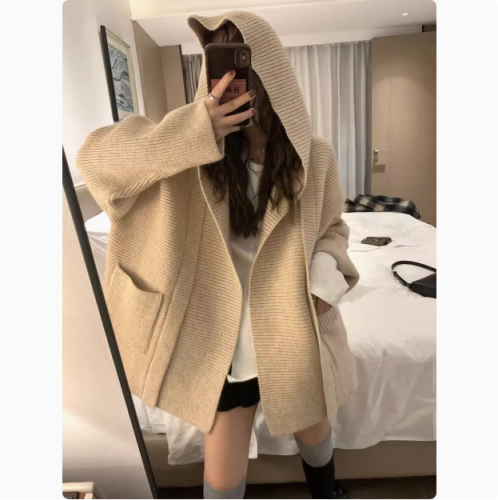 Silhouette hooded thickened pockets large size knitted cardigan for women autumn and winter new Korean design niche sweater jacket