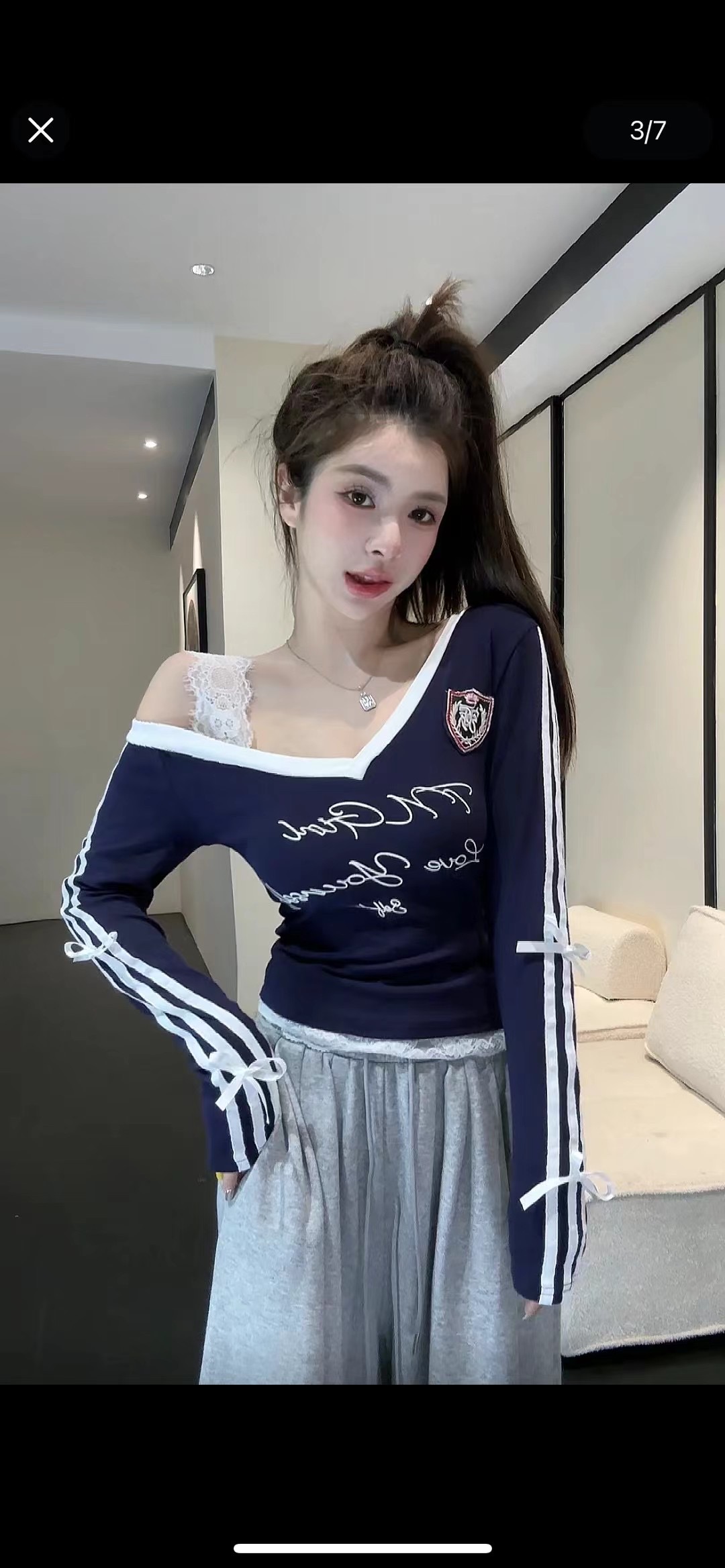 HuiHui American-style Barbie School-style Retro V-neck Shoulder-baring T-shirt Long-sleeved Fitted Top