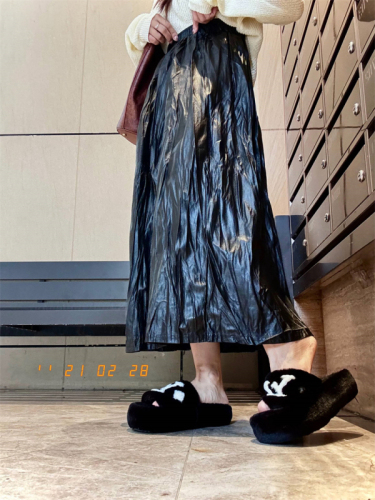 Actual shot ~ Autumn and winter lazy style high-end PU leather pleated high-waisted half dress