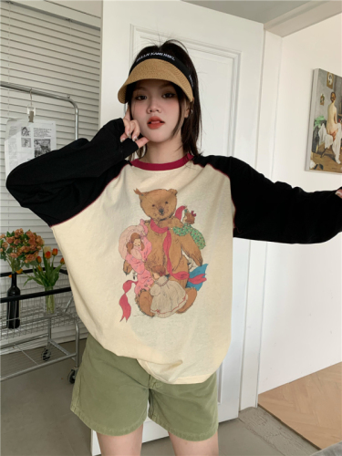 Actual shot of cartoon printed raglan long-sleeved sun protection top T-shirt