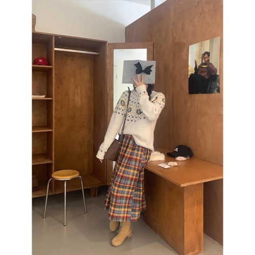 Xinbangbang homemade New Year rainbow color plaid skirt 2024 new style retro college style high waist mid-length style