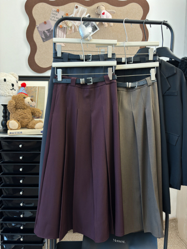 Actual shot of simple autumn and winter versatile high-waist pleated skirt niche design mid-length A-line skirt umbrella skirt