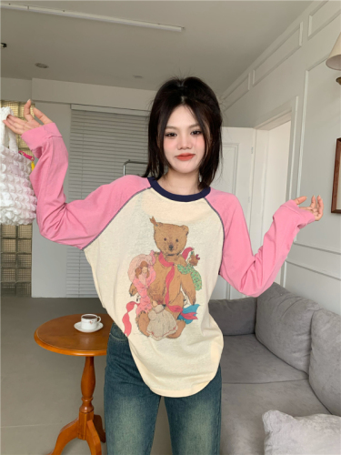 Actual shot of cartoon printed raglan long-sleeved sun protection top T-shirt