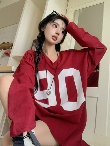 Real shot ~ American street sweet and cool retro red digital casual loose V-neck mid-length sweatshirt