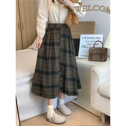 Retro woolen skirt women's mid-length spring and autumn 2024 new high-waisted slim a-line umbrella skirt autumn and winter plaid skirt