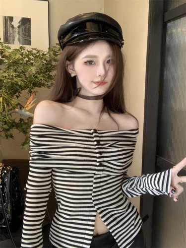 2024 new autumn striped one-shoulder slit knitted women's long-sleeved pure lust style slim slim T-shirt