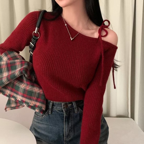 Korean chic autumn and winter niche retro irregular oblique collar off-shoulder lace-up slim slim long-sleeved knitted sweater for women