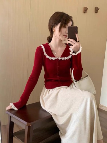 Autumn and winter design lace knitted cardigan for women new Korean style doll collar slimming temperament long sleeves