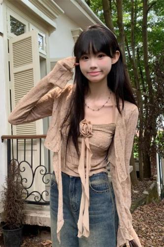 Real shot of ruffled long-sleeved tops for women in autumn halter-neck rose camisole cardigan two-piece set