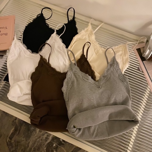 Spring pure lust lace splicing camisole with sexy design and V-neck sleeveless bottoming top