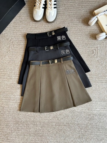 Real shot of American retro hottie A-line autumn skirt for women high waist bag hip skirt short skirt with belt