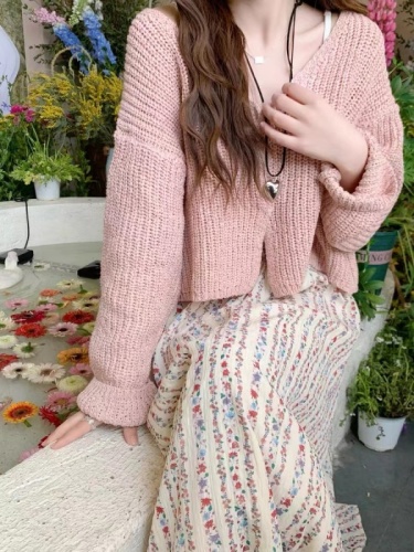 Berry Likes You Erhuan large customized V-neck pink lazy knitted cardigan women's loose versatile short coat