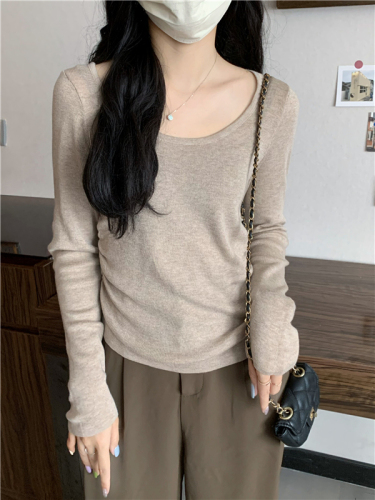 Real shot of long-sleeved T-shirt for women in autumn new slim-fitting waist-cinching pleated bottoming shirt top