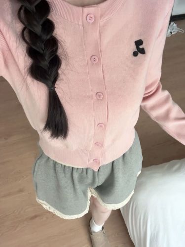 Gentle style pink embroidered knitted cardigan for women spring and autumn new design Korean style versatile long-sleeved short top trendy